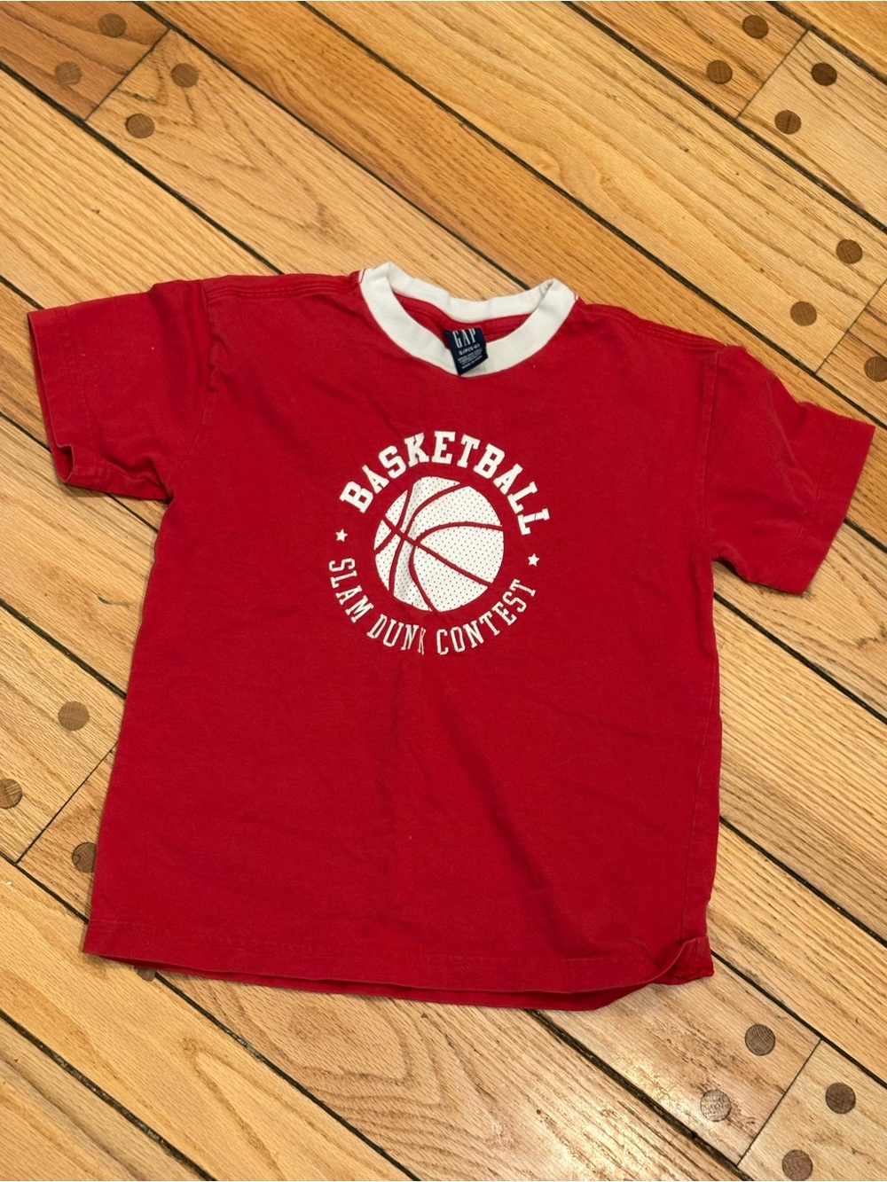 GAP Kids Red 'Basketball Slam Dunk Contest' Tee size 5/6 small cotton